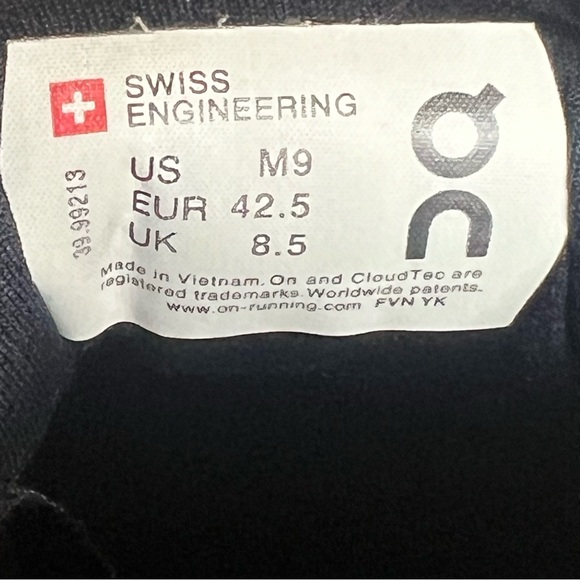 ON Cloudstratus Blue and Gray Sneakers Men 9 - Picture 5 of 5